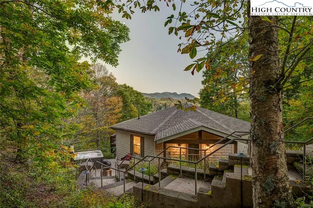 $569,000 | 114 Deerwood Trail, Seven Devils, NC 28604