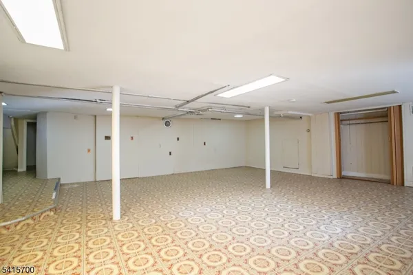 $3,000 | 27 Ashwood Avenue, Summit, NJ 07901