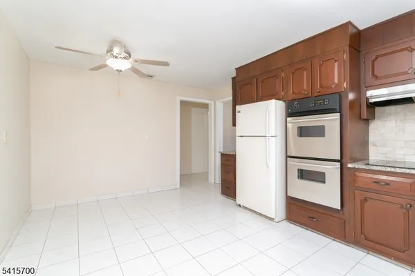 $3,000 | 27 Ashwood Avenue, Summit, NJ 07901