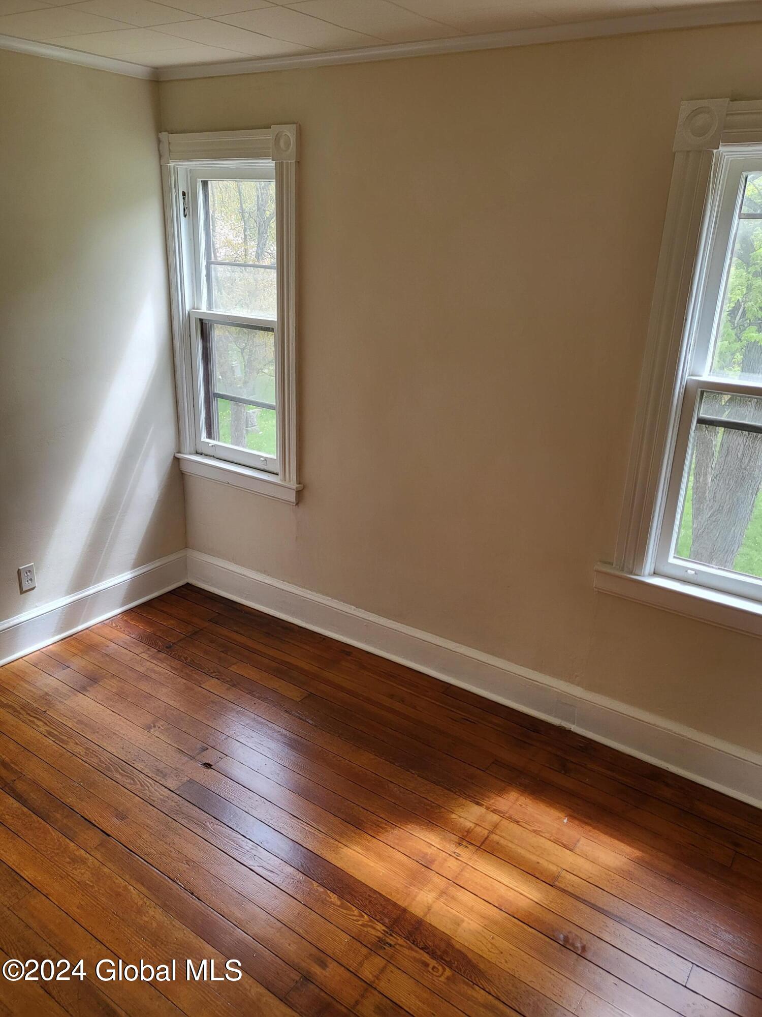 124 Degraff Street Schenectady, NY 12308 - Photo 19 of 29 20230505_143544