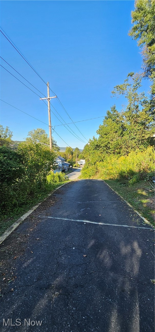 327 Fairview Road Chester, WV 26034 - Photo 27 of 29 View of the driveway