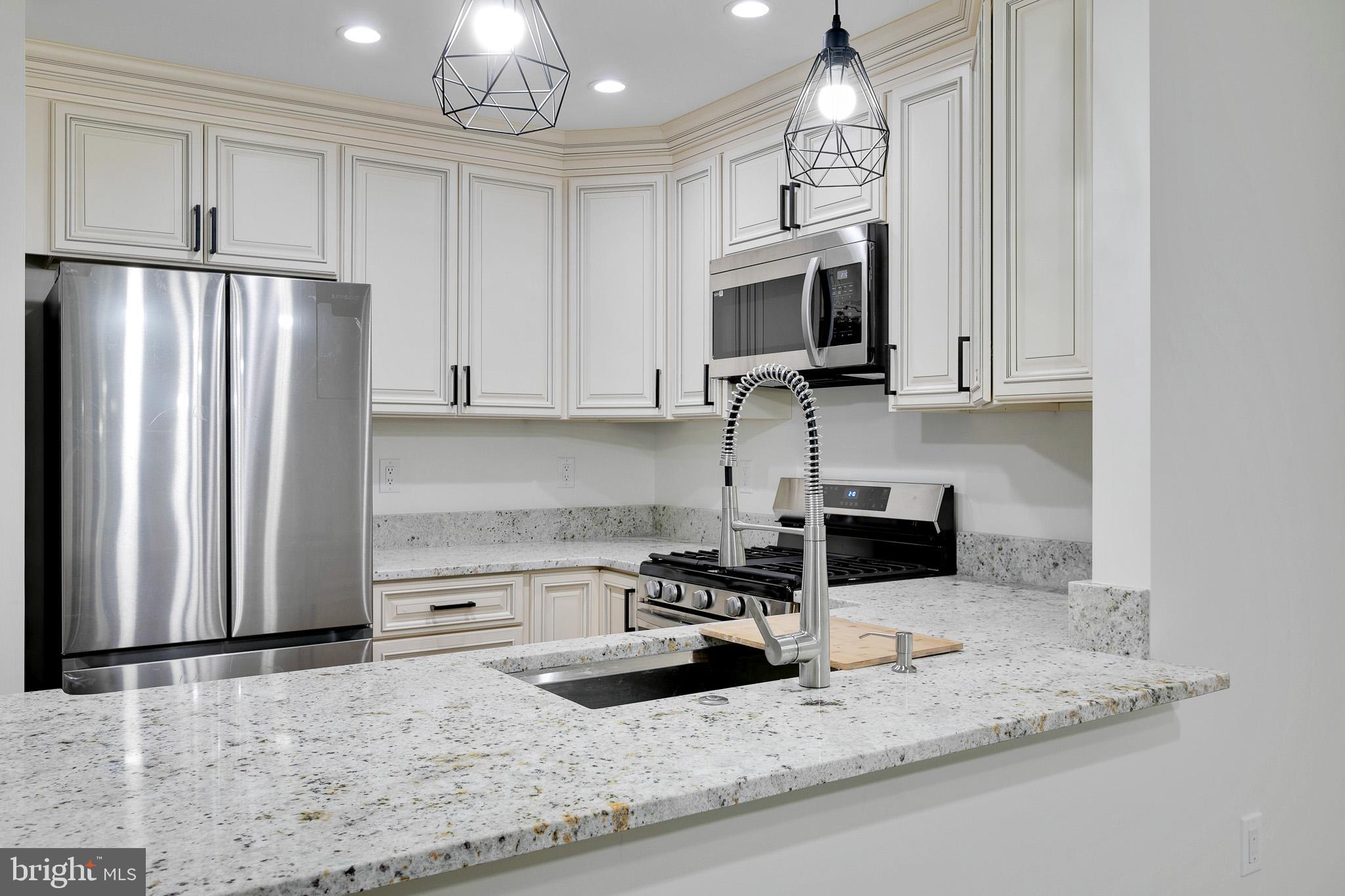 334 Kings Croft Drive Cherry Hill, NJ 08034 - Photo 13 of 31