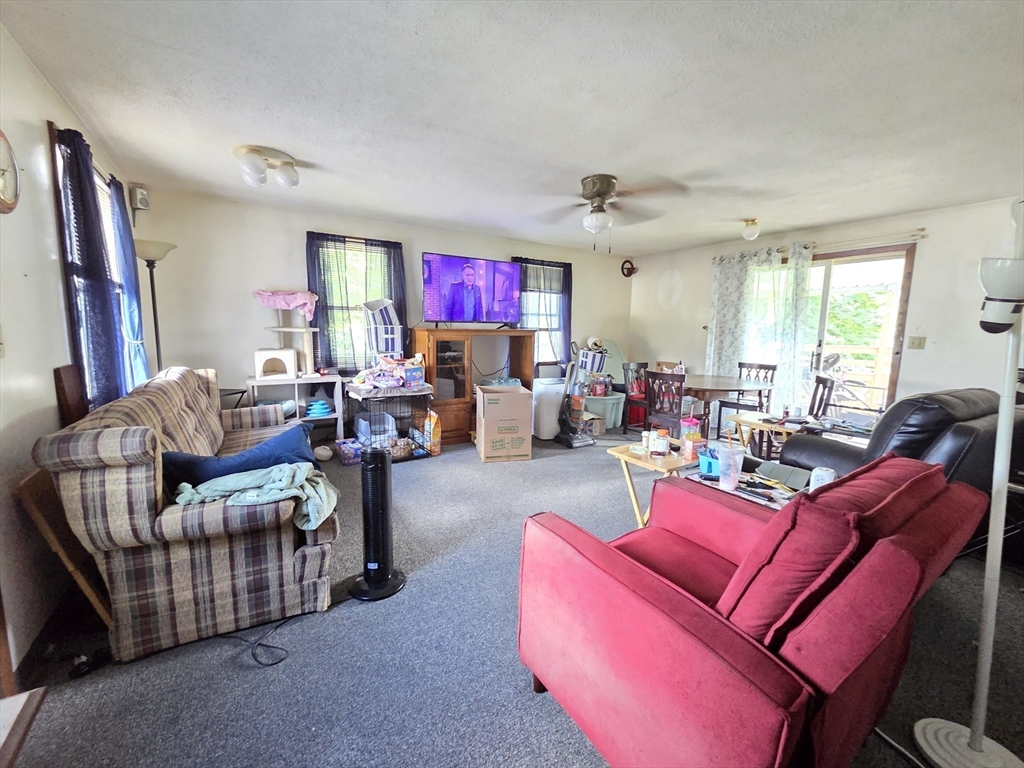 40 Upper Gore Road Webster, MA 01570 - Photo 11 of 21 Gallery Image 11