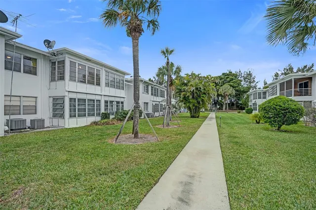 $89,990 | 2475 West Golf Boulevard, Unit 244, Pompano Beach, FL 33064
