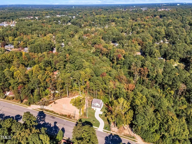 $949,900 | 900 Southwest Maynard Road, Cary, NC 27511