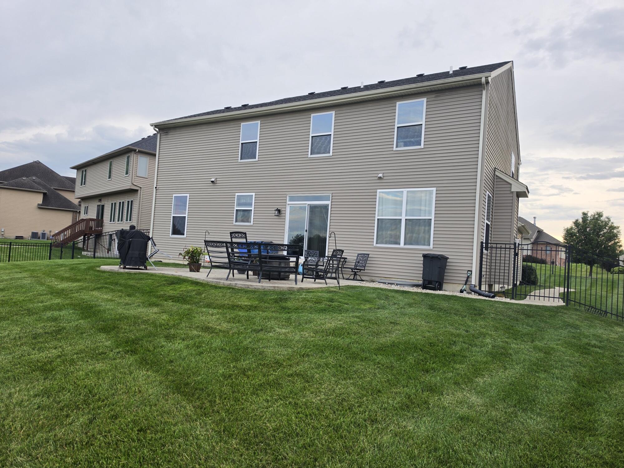 10251 California Street Crown Point, IN 46307 - Photo 33 of 34 2000x1500