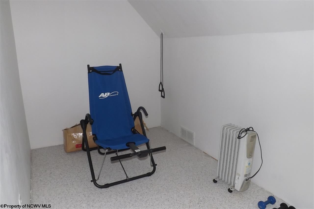 27 Skyview Drive Reedsville, WV 26547 - Photo 10 of 13 Gallery Image 10