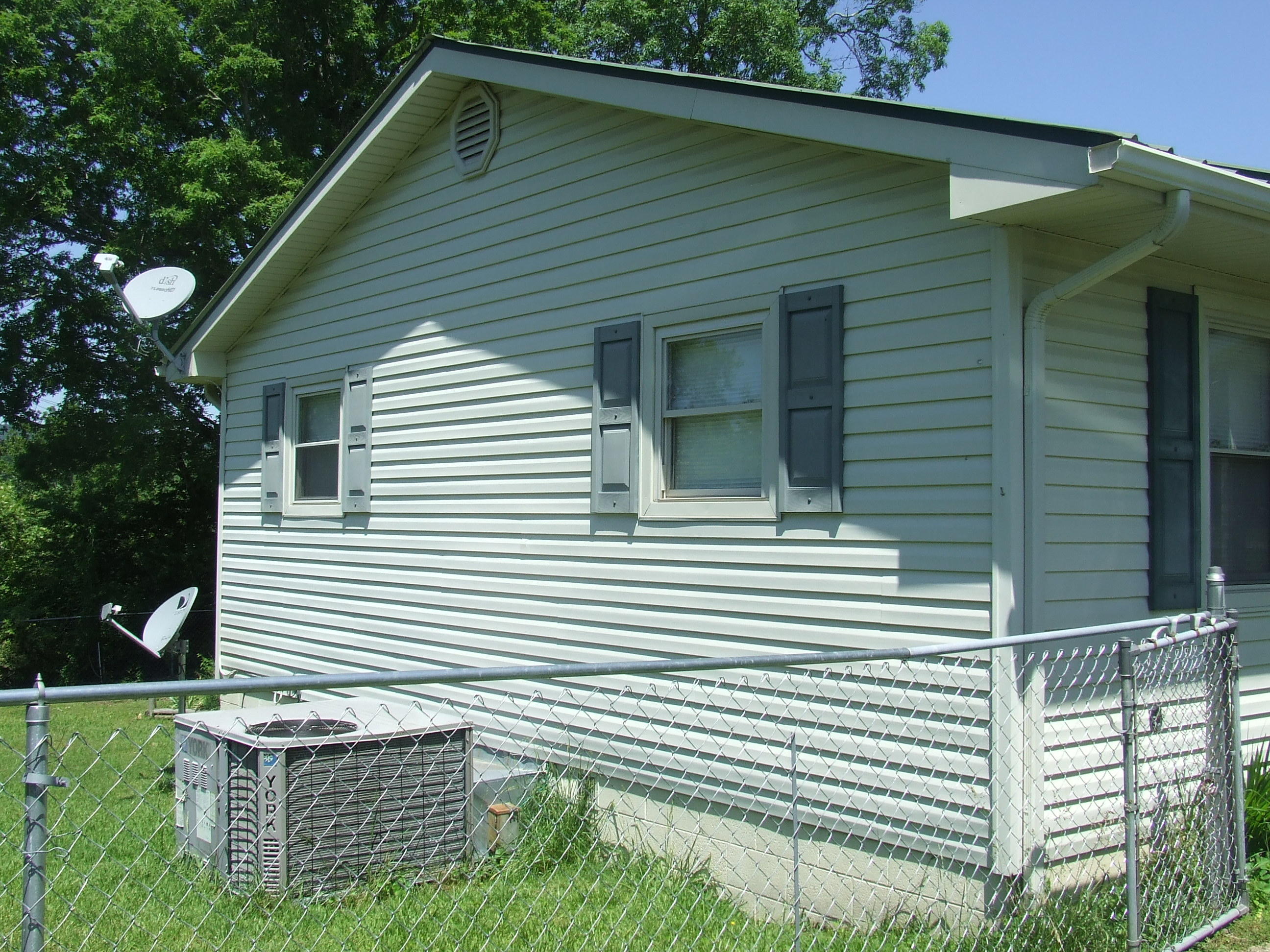4153 Wolf Creek Road Spring City, TN 37381 - Photo 23 of 25 DSCF7124