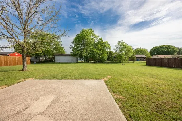 $330,000 | 265 Old Spanish Trail, Valley View, TX 76272