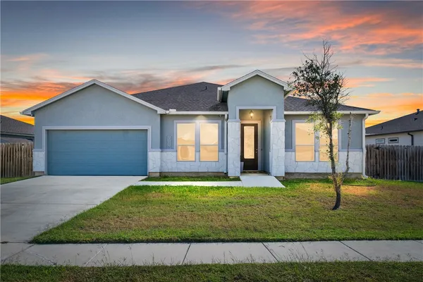 $479,000 | 103 Foxtail Palm Drive, Portland, TX 78374
