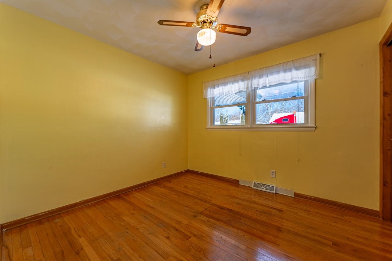 4815 Ottawa Road Rockford, IL 61107 - Photo 11 of 27 Gallery Image 11