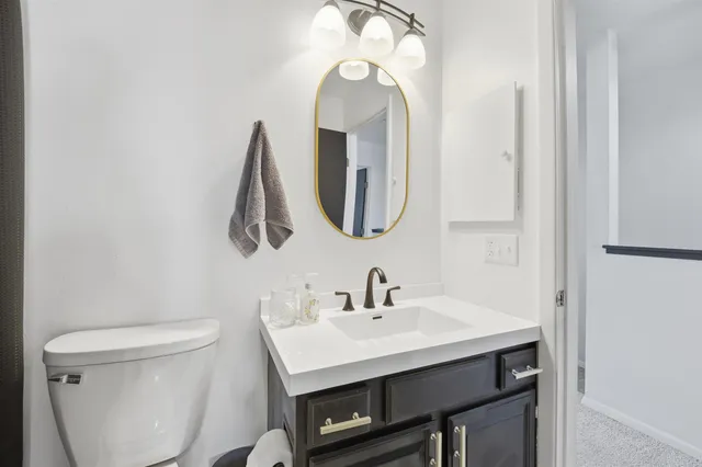 $210,000 | 76 Spencer Village Court, Appleton, WI 54914