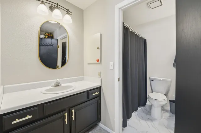 $210,000 | 76 Spencer Village Court, Appleton, WI 54914