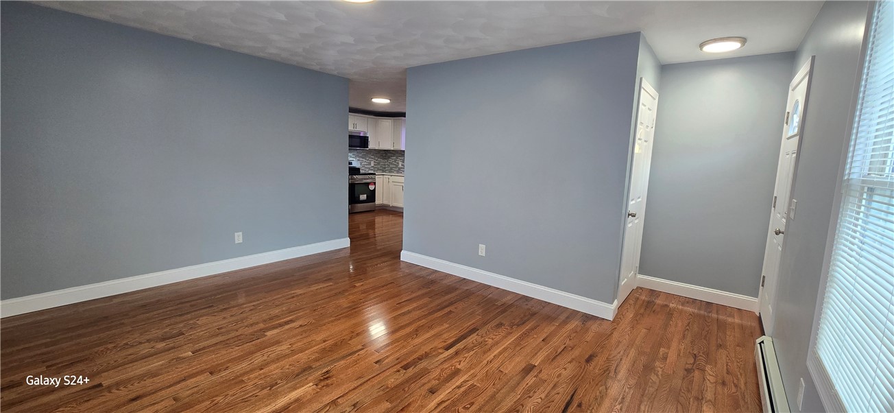 131 Ruggles Street Providence, RI 02908 - Photo 9 of 31 Gallery Image 9