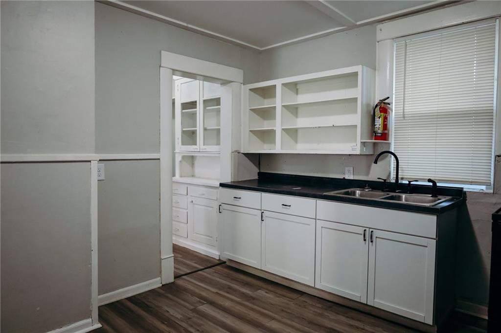 1912 Faraon Street St. Joseph, MO 64501 - Photo 12 of 20