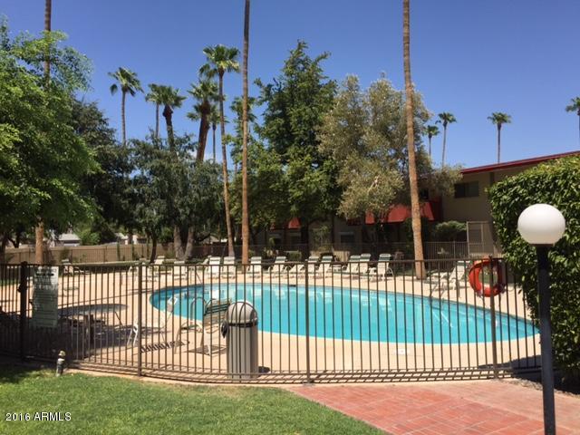 355 East Thomas Road, Unit B104 Phoenix, AZ 85012 - Photo 10 of 14 Community Pool