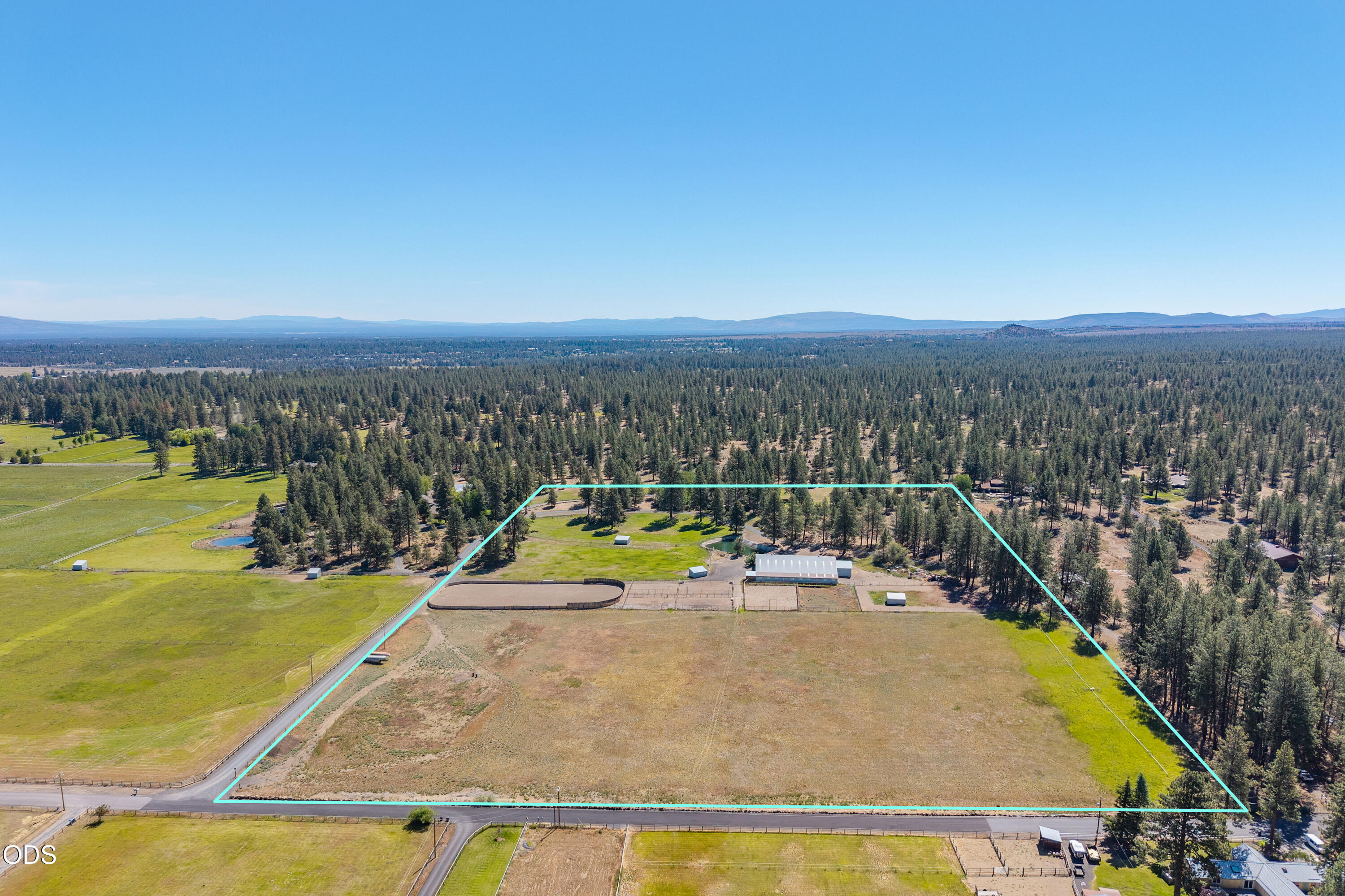 60266 Tekampe Road Bend, OR 97702 - Photo 41 of 56