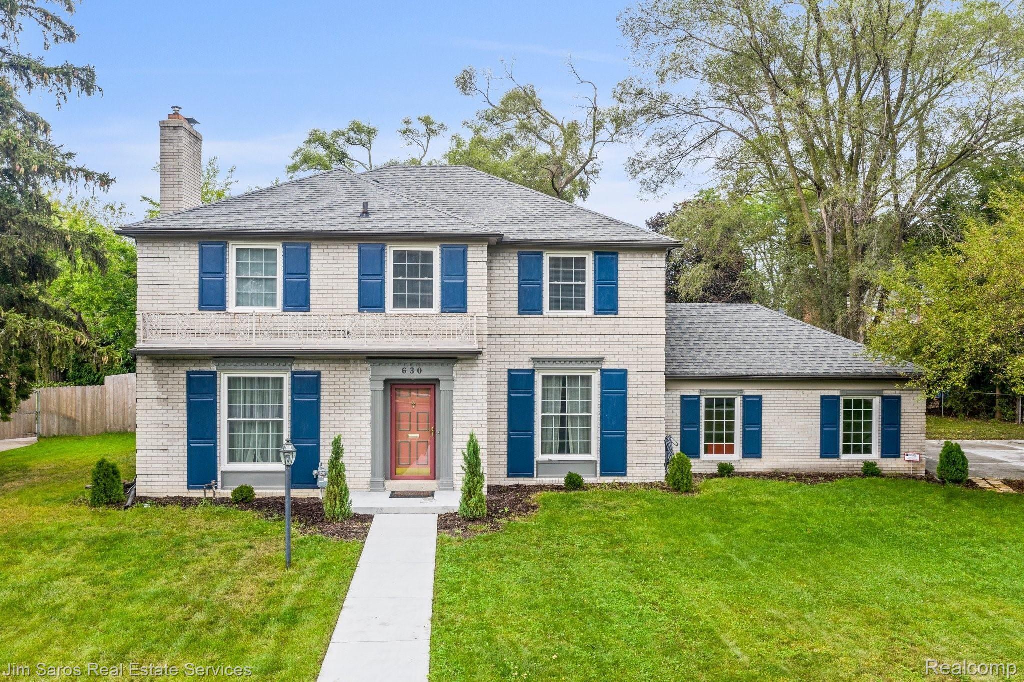 630 Westchester Road Grosse Pointe, MI 48230 - Photo 1 of 15 2-web-or-mls-630 Westchester Grosse Pointe Park043.jpg