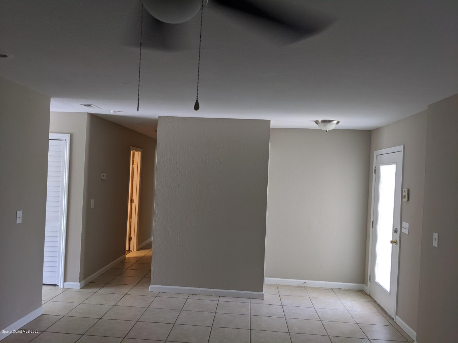 526 Rheine Road Northwest Palm Bay, FL 32907 - Photo 10 of 24 Living