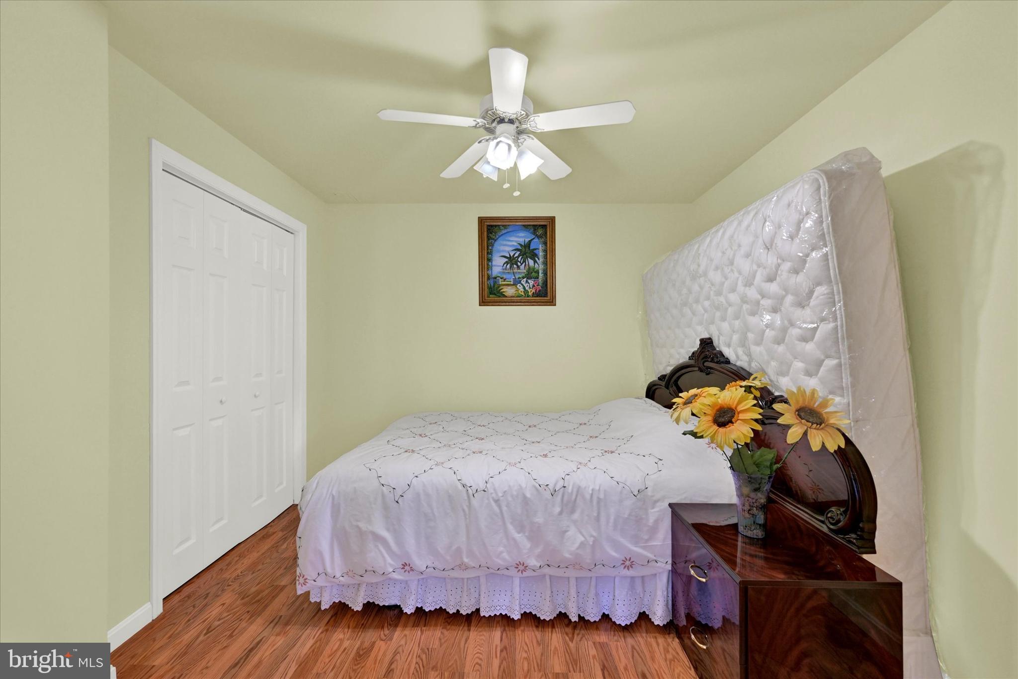 8050 High Castle Road Ellicott City, MD 21043 - Photo 32 of 55 Guest Room