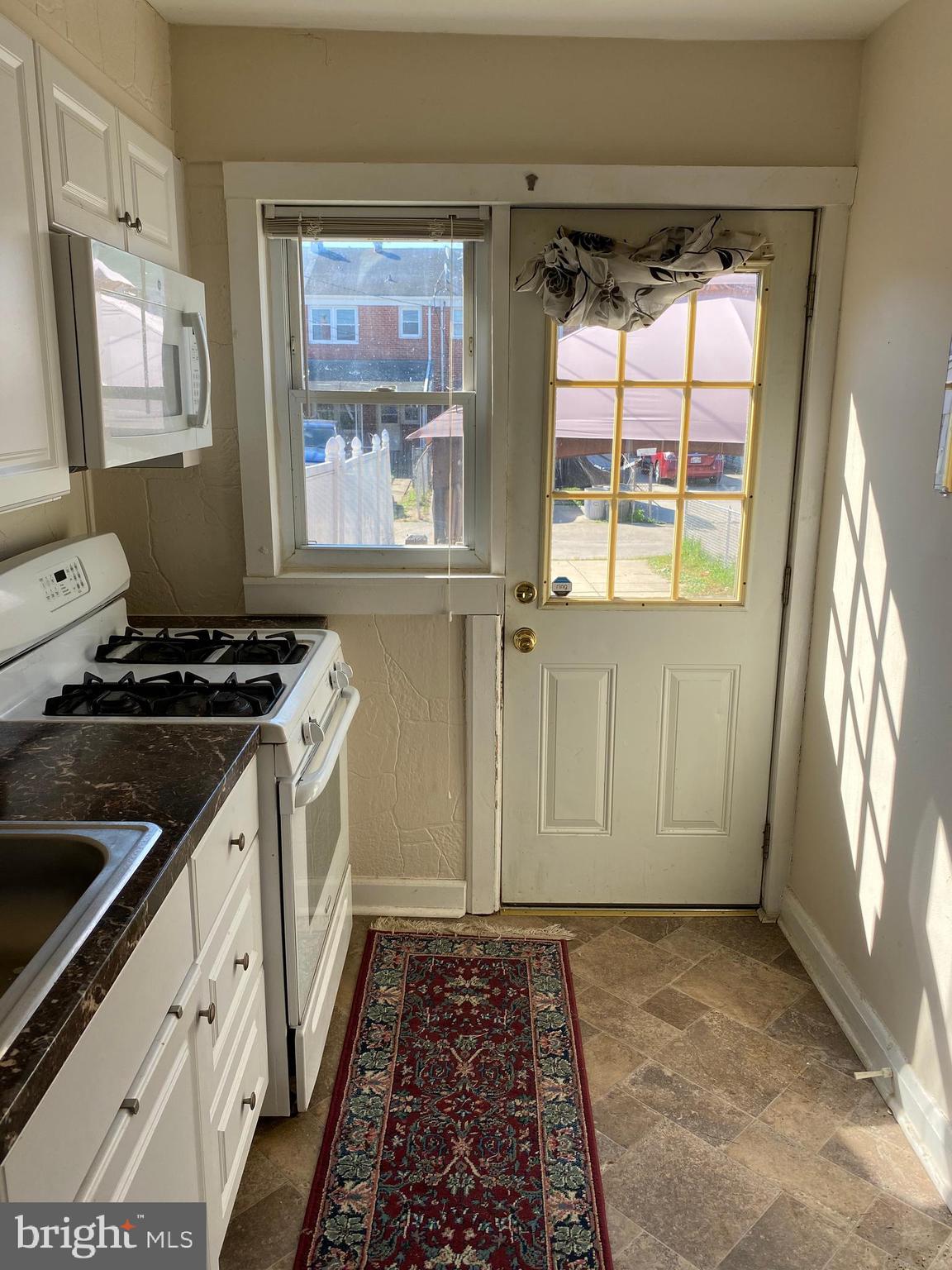 2162 Firethorn Road Baltimore, MD 21220 - Photo 7 of 24