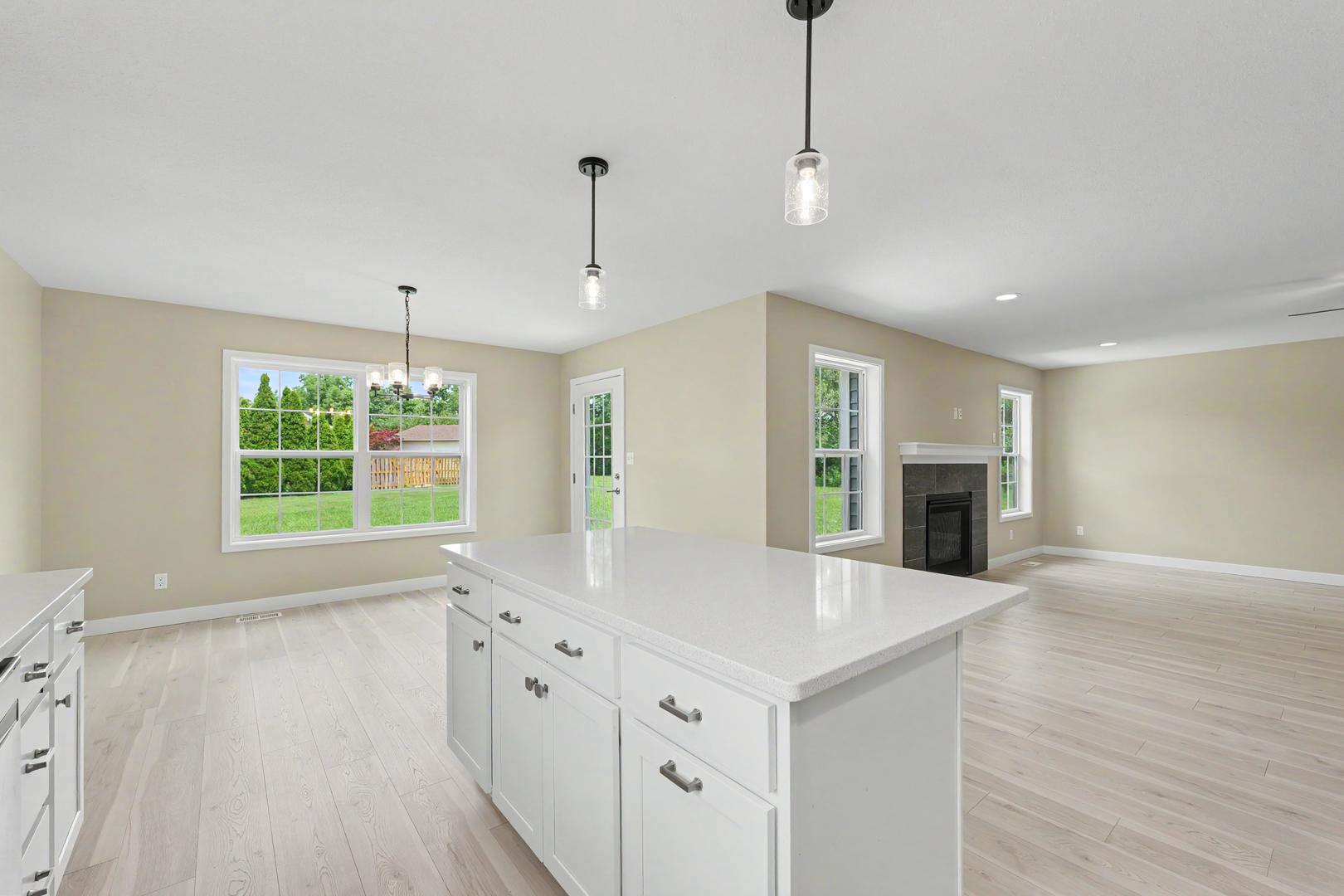 707 North Abbey Road Urbana, IL 61802 - Photo 11 of 31