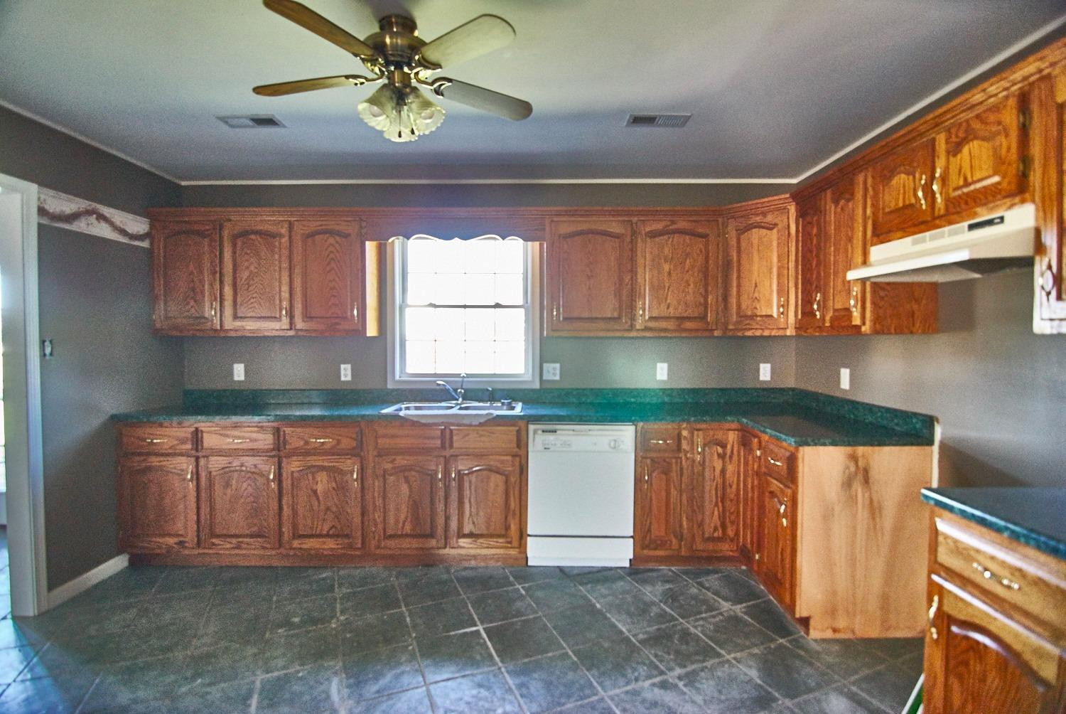 42 Buck Run Road Hustonville, KY 40437 - Photo 6 of 23 Photo 6