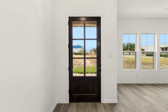 $440,000 | 709 Kerrville Lane, Plano, TX 75075