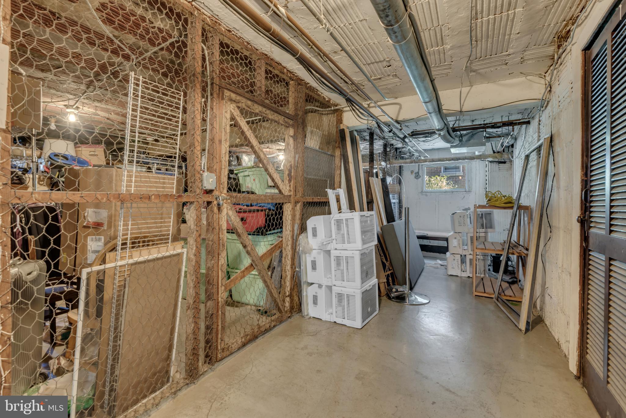 3020 Porter Street Northwest, Unit 103 Washington, DC 20008 - Photo 28 of 30 a view of a storage room