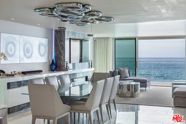 $9,500,000 | 31636 Sea Level Drive, Malibu, CA 90265
