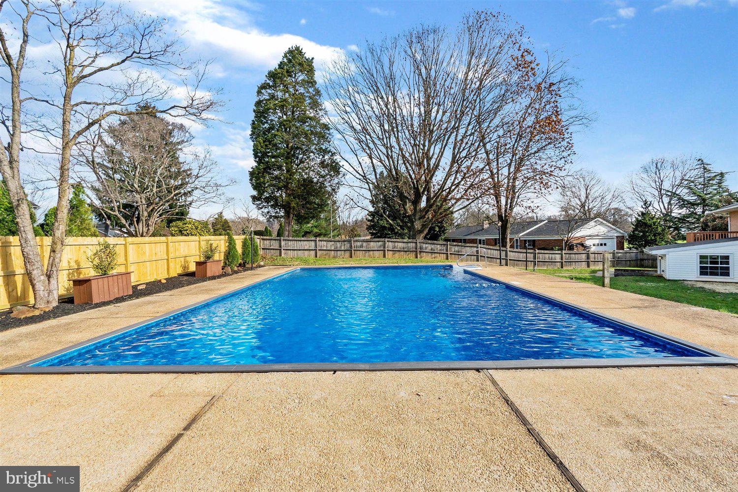 539 Stratford Road Fallston, MD 21047 - Photo 38 of 73 View of Pool