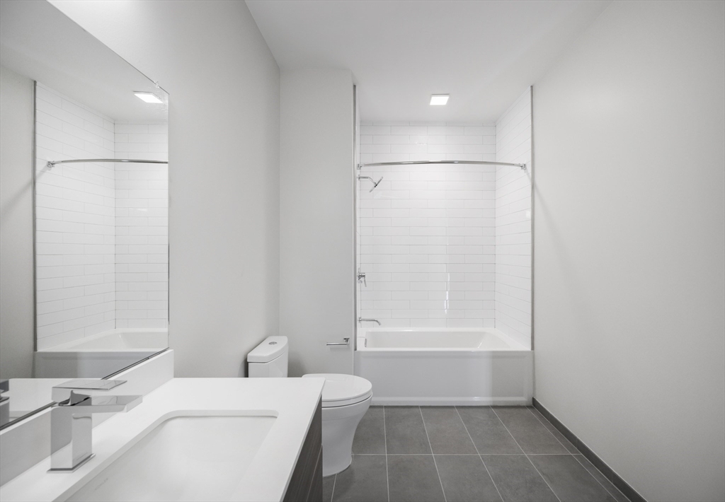 455 Harvard Street, Unit 404 Brookline, MA 02446 - Photo 10 of 15