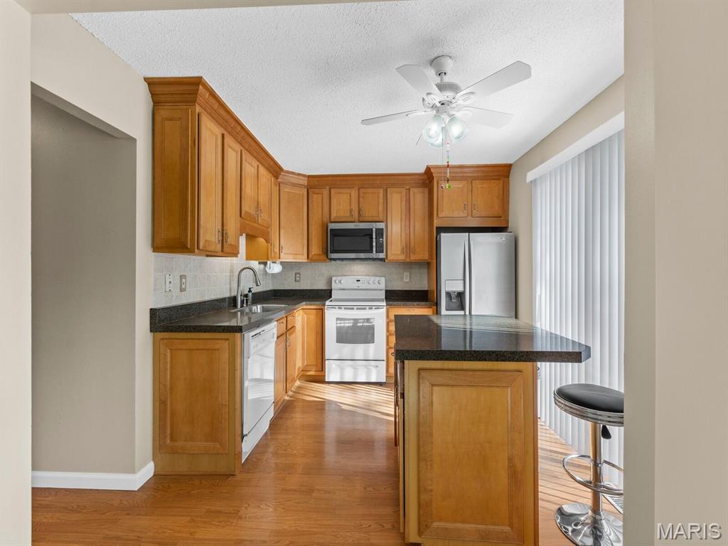 13338 Hiddendale Lane Ballwin, MO 63021 - Photo 18 of 32