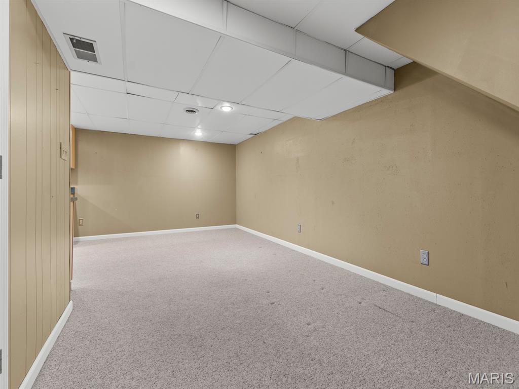 13338 Hiddendale Lane Ballwin, MO 63021 - Photo 25 of 32