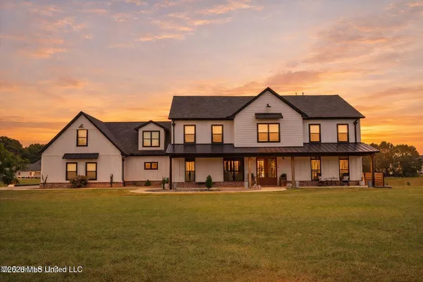 $833,000 | 114 McGeehee Road, Senatobia, MS 38668