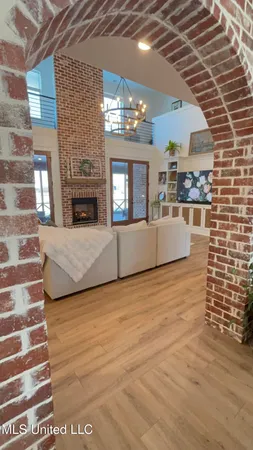 $833,000 | 114 McGeehee Road, Senatobia, MS 38668