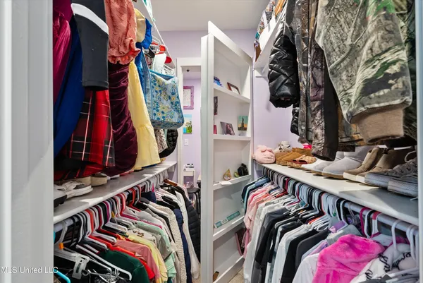 $832,900 | 114 McGeehee Road, Senatobia, MS 38668