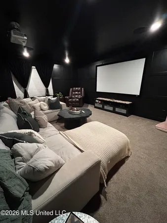 $832,900 | 114 McGeehee Road, Senatobia, MS 38668