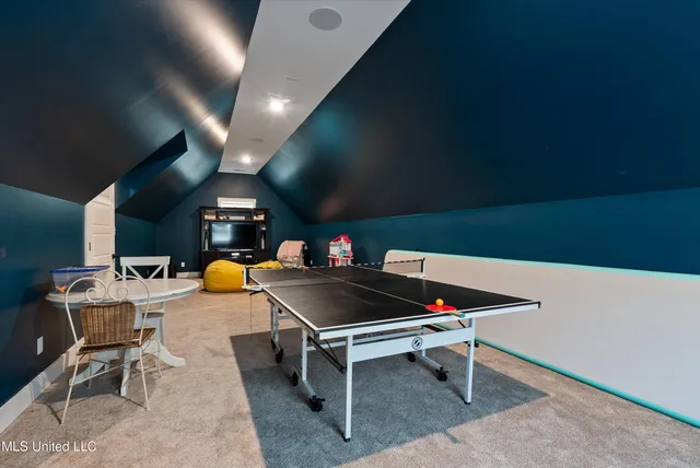 $850,000 | 114 McGeehee Road, Senatobia, MS 38668