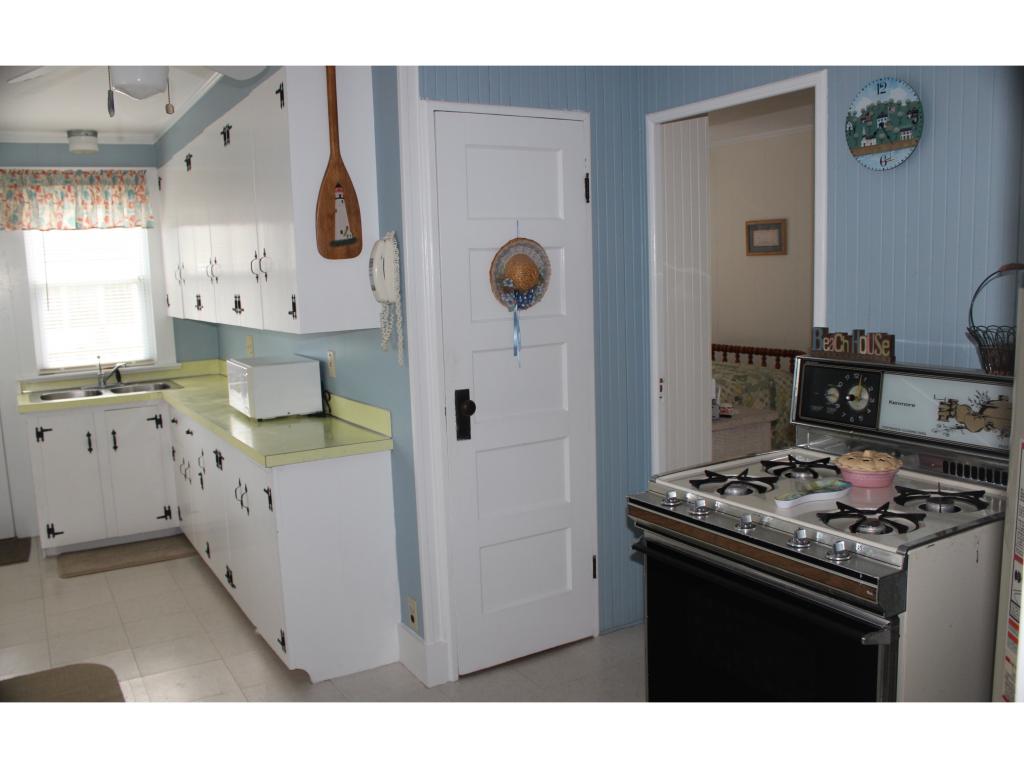 5 8th Street Hampton, NH 03842 - Photo 11 of 17