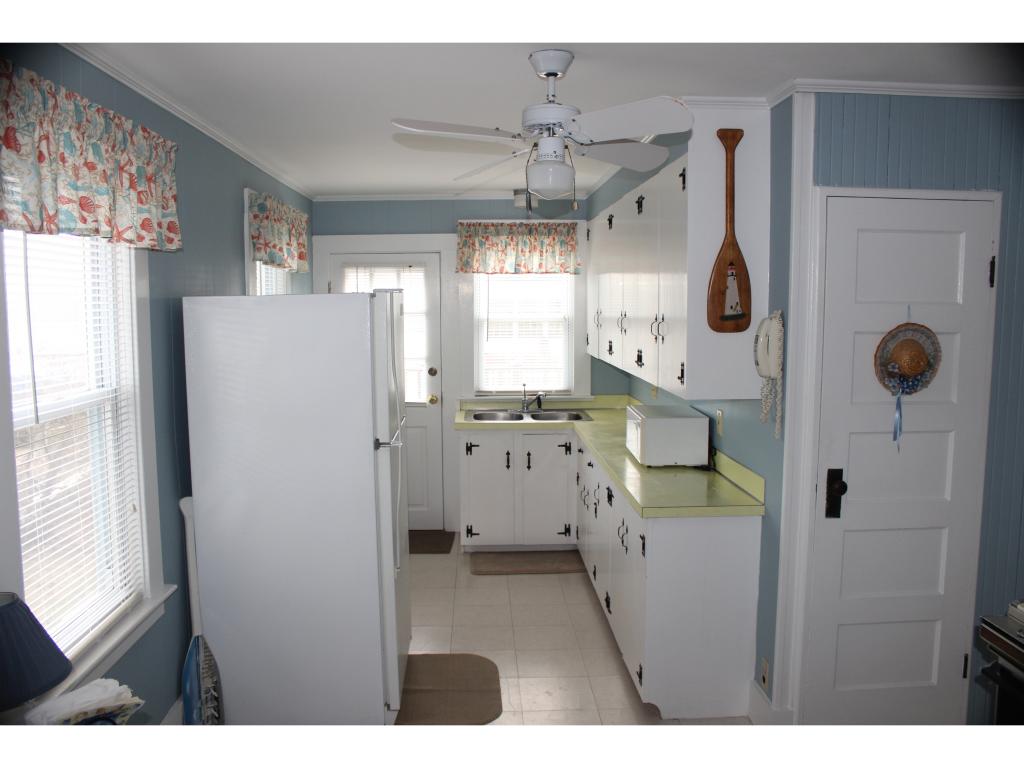 5 8th Street Hampton, NH 03842 - Photo 10 of 17