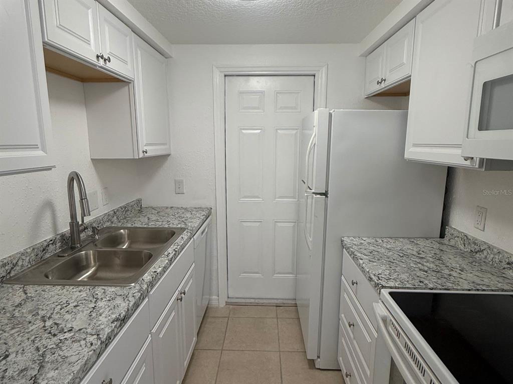 4934 Getner Street New Port Richey, FL 34652 - Photo 12 of 22 Gallery Image 12