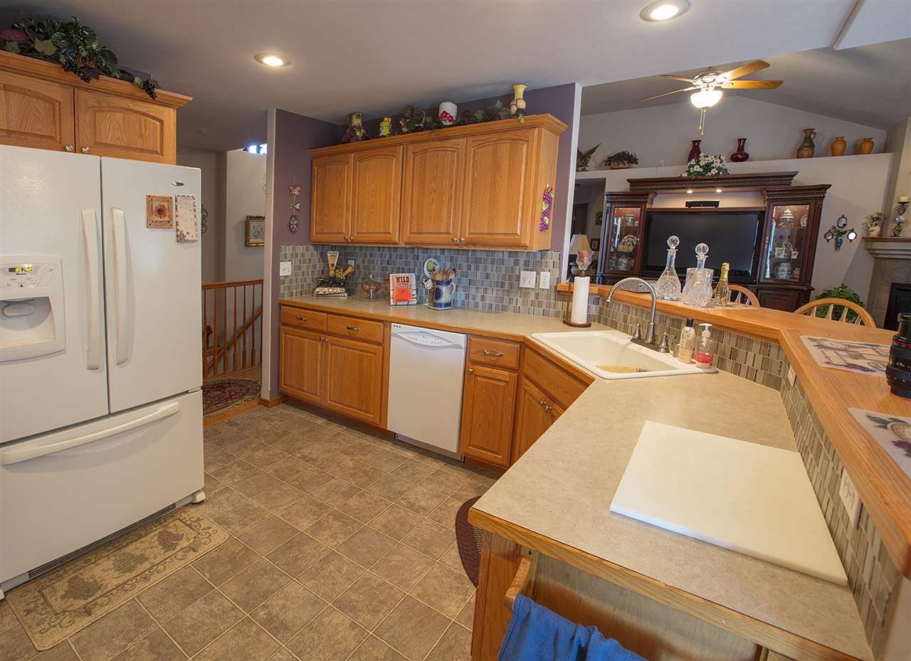 614 Upper Terrace Lane Colbert, WA 99005 - Photo 5 of 20