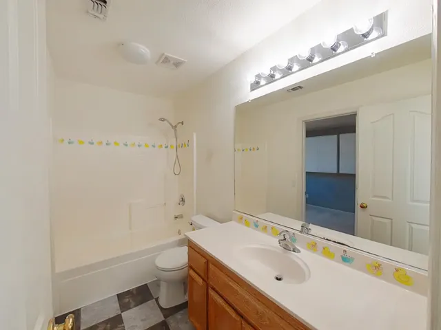 $619,500 | 5925 Livorno Way, Elk Grove, CA 95757