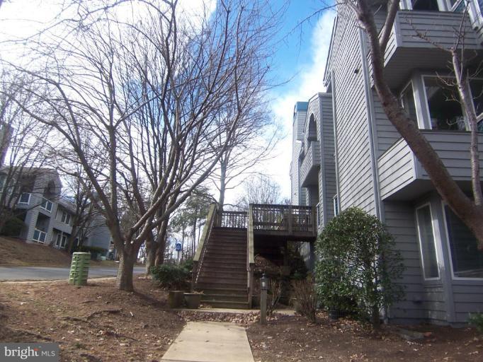 11705 Summerchase Circle, Unit 11705D Reston, VA 20194 - Photo 23 of 24 Exterior #3