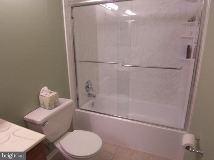 11705 Summerchase Circle, Unit 11705D Reston, VA 20194 - Photo 10 of 24 Bath #3