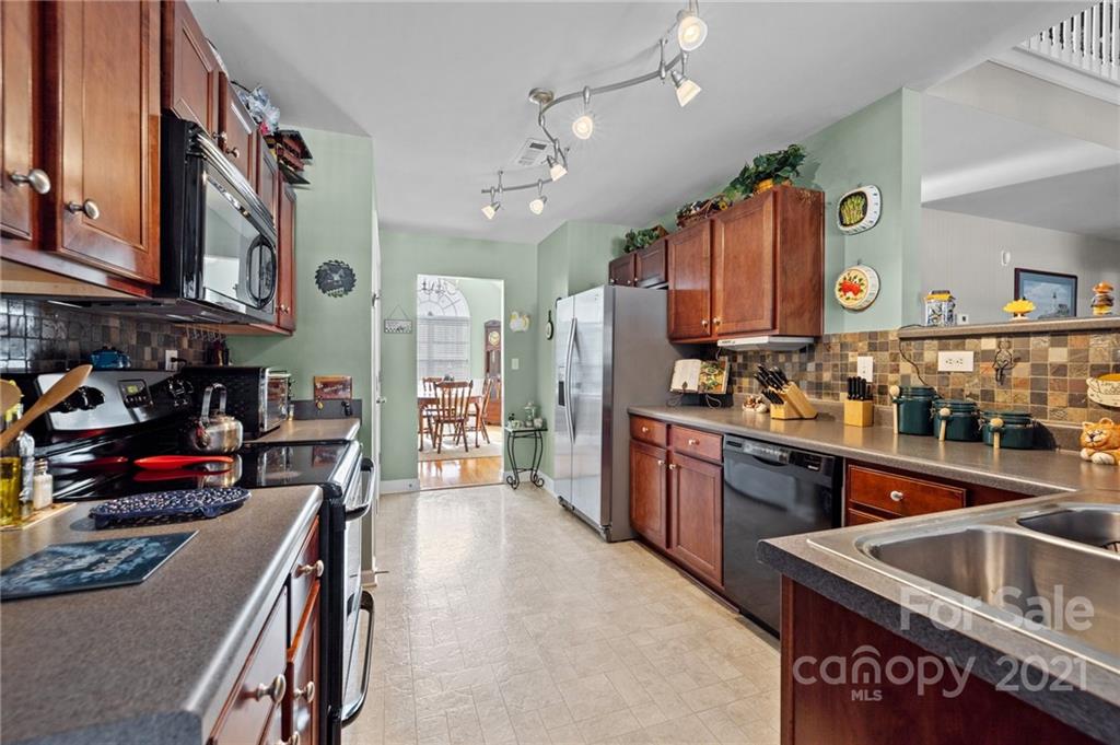 663 Winding Branch Road Rock Hill, SC 29732 - Photo 13 of 36 Gallery Image 13