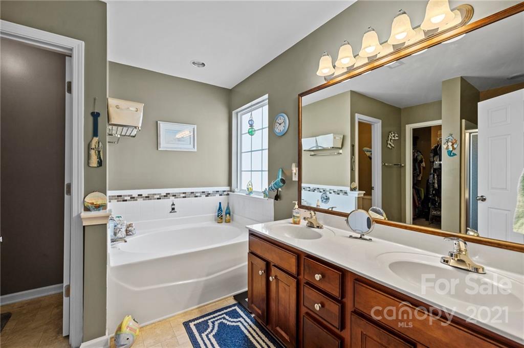 663 Winding Branch Road Rock Hill, SC 29732 - Photo 19 of 36 Gallery Image 19