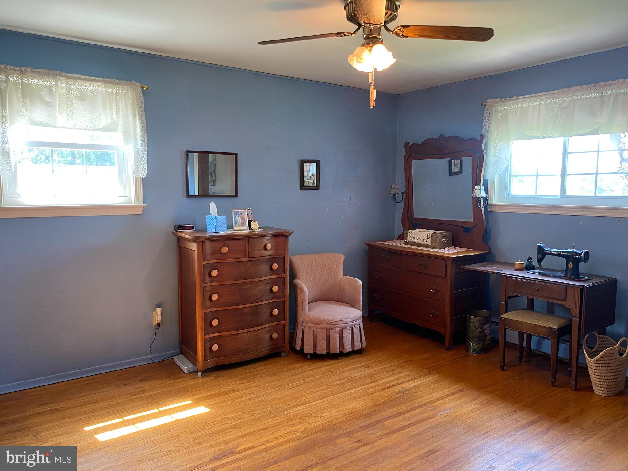 607 Lisa Road Norristown, PA 19403 - Photo 10 of 24 Gallery Image 10
