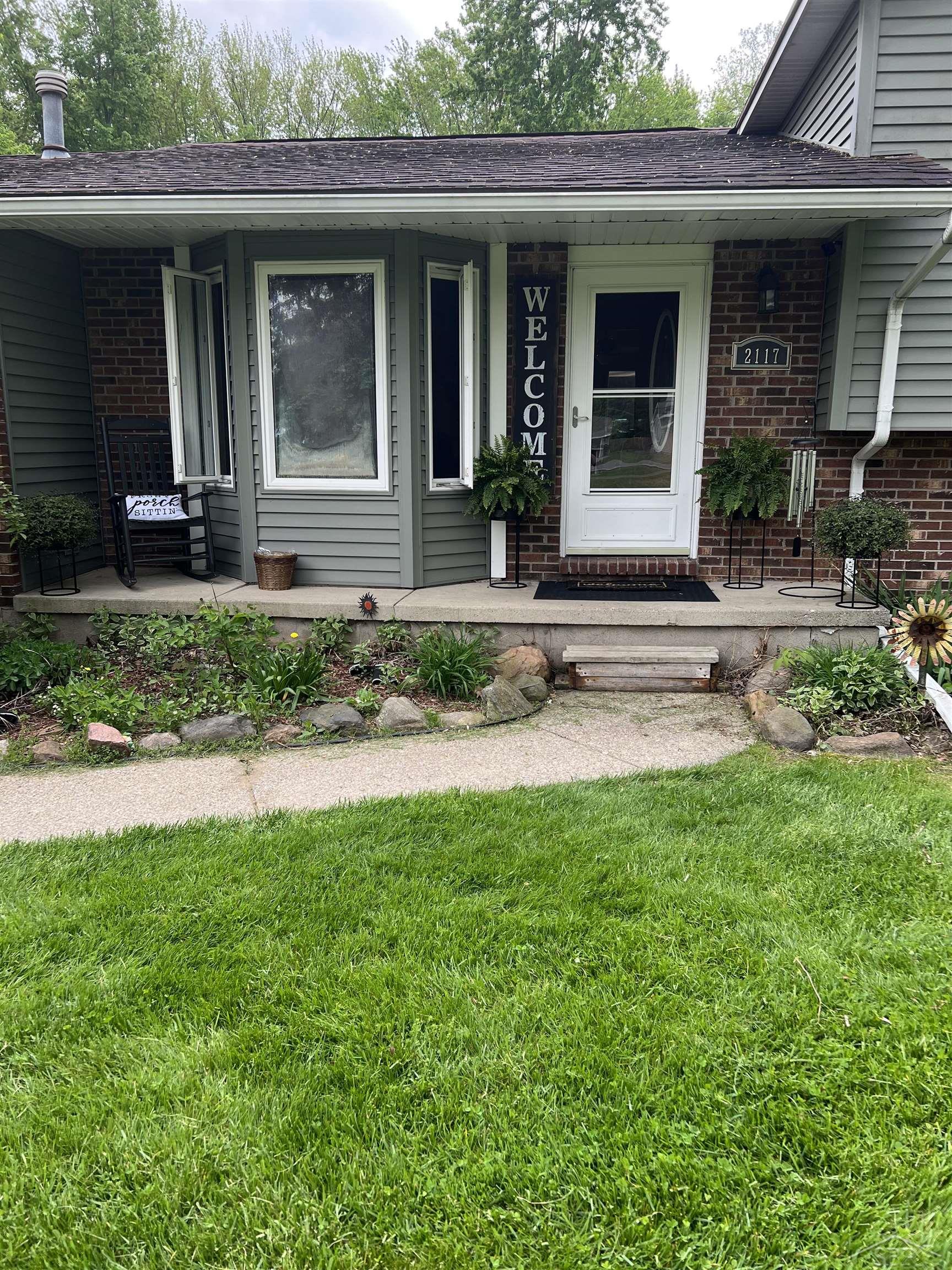 2117 West Lake Road Clio, MI 48420 - Photo 3 of 20 50132279-084d0bfe-cb1d-44e7-a465-84bceee4ed61.JPG